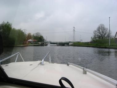 De Oldetrijnsterbrug in de Jonkers of Helomavaart.