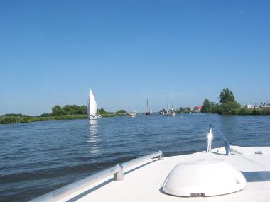 De Houkesloot richting Sneekermeer.