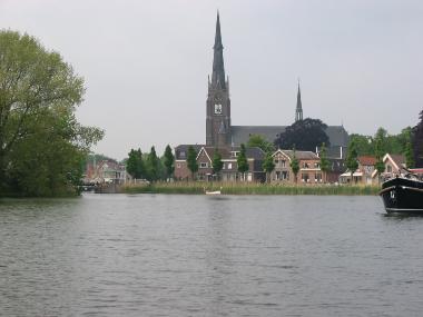 De kerk van Weesp.